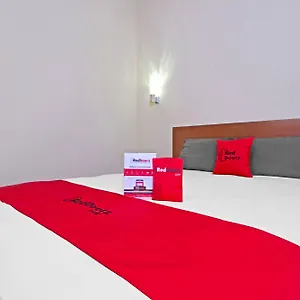 Guest house Reddoorz Near Trans Studio Mall 2 Bandung