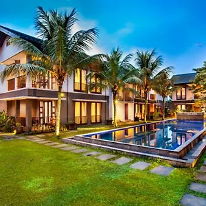 Hotel Summer Hills & 3*