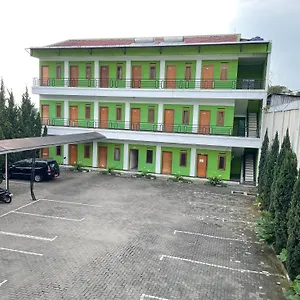 Hotel Cemara Hijau