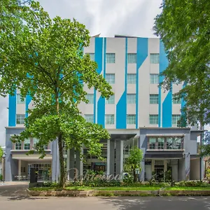 Oakwood Merdeka Отель Бандунг