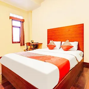 O Pasteur Near Nuart Sculpture Park Formerly Maleo Exclusive