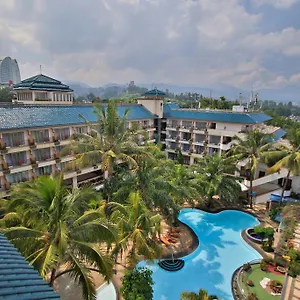 The Jayakarta Hotel