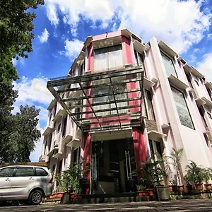 Latief Hotel