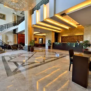 Gino Feruci Kebon Jati By Kagum Hotel 4*