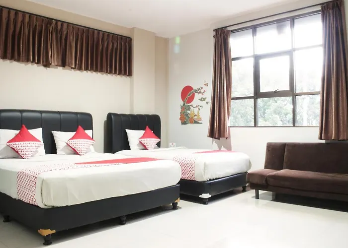 Фото Oyo 173 Asoka Hotel Бандунг