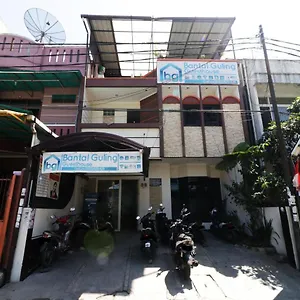 Bantal Guling Pasar Baru Guest house