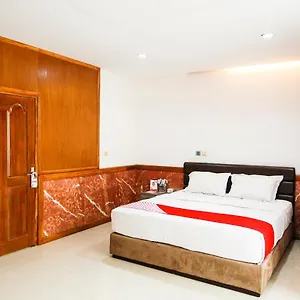 Oyo 229 Hi Quality Hotel Bandung