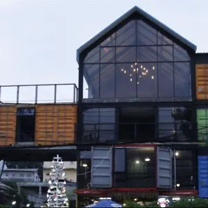 Hotel Urban Merdeka 3*