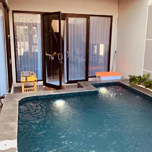 Platinum Setrasari 5br Private Pool Bandung