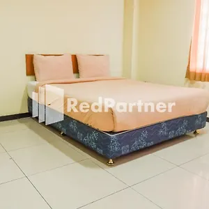 Grand Kembar Mitra Reddoorz Bandung