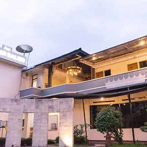 Saung Balibu Guest house Lembang