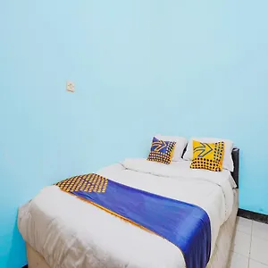 Spot On 91392 Basari 2* Bandung