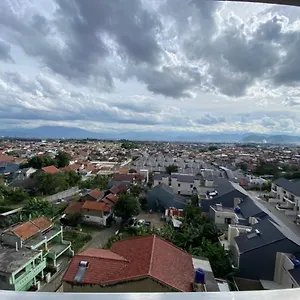 Daymentroom R711 2 Bedroom Pasteur Apartment *