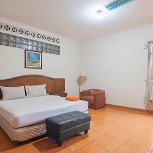 Hotel Reddoorz At Lodaya
