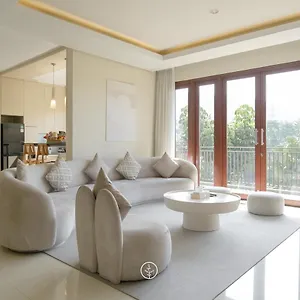 Morning Glory Mountain View 4 Bedrooms With A Private Swimming Pool 빌라 반둥