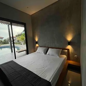 Sonokeling Dago Pakar W/ Private Pool & Bbq Villa