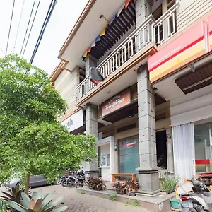 Hotel Reddoorz Syariah Near Politeknik Negeri Campus 2*