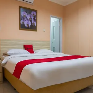 Reddoorz Near Istana Plaza 2 Hotel Bandung