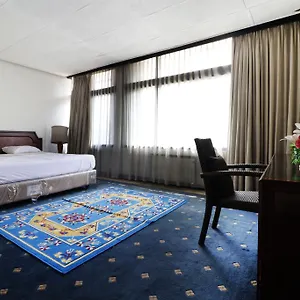 Istana Hotel