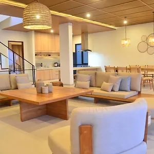 Sunrise View 9 Bedrooms With A Private Heated Swimming Pool
