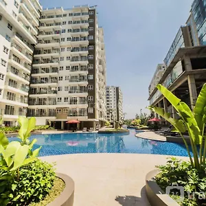 Apartment Luxurious & Cozy 2br Gateway Pasteur Near Exit Toll By Travelio Bandung