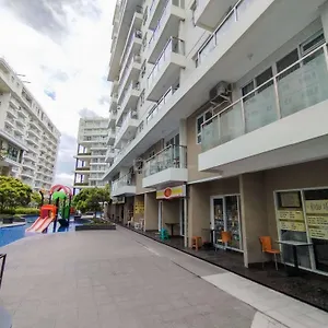 Cozy Industrial Designed 2br At Gateway Pasteur By Travelio Apartment *