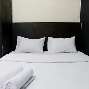 Tranquil Designed 2br At Gateway Ahmad Yani Cicadas By Travelio Apartment