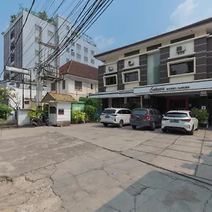 Urbanview Sakura 3* Bandung