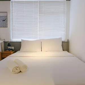 Apartment With Private Living At Jarrdin Cihampelas By Travelio *