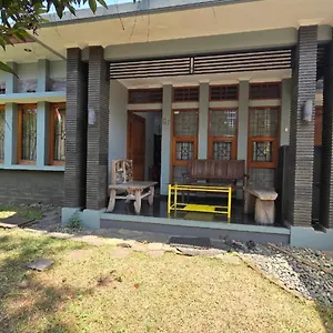 G7 Villa *