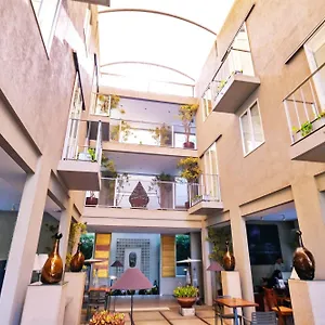 Koenokoeni Boutique Bandung
