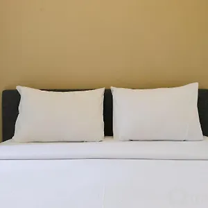 Apartment Homey And Comfy 2br At Parahyangan By Travelio *