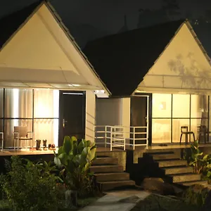 Ciwidey Hills & Wetland Family 1 *