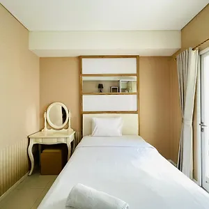 Spacious At Parahyangan By Travelio Apartment