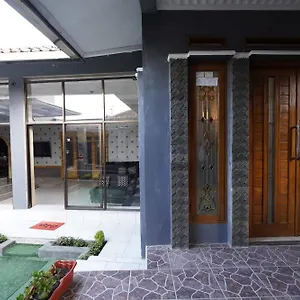 Hotel Oyo 94030 Ar Syariah