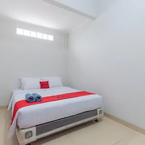 Reddoorz Near Kiara Artha Park