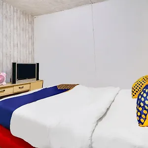 Spot On 91609 Mill's Syariah Hotel Bandung