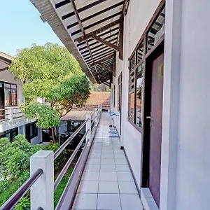 Hotel Oyo Life 92901 Kost Bu Nur Bandung