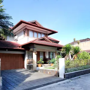 Villa Oma Elly Bandung
