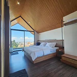 Daun Trinity K22 Bandung