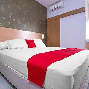Guest house Reddoorz Syariah Near Btc Fashion Mall 2*