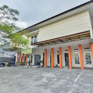 Guest house Zen Basic Gor Cikutra Bandung