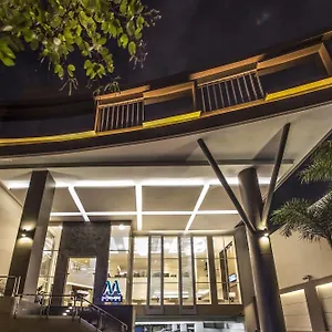 M Premiere Dago Hotel 3*