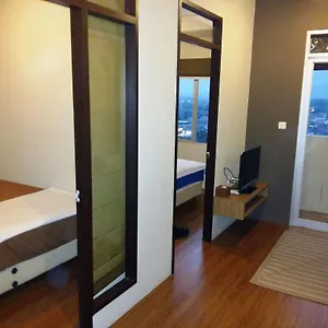 Hotel High Livin 3*