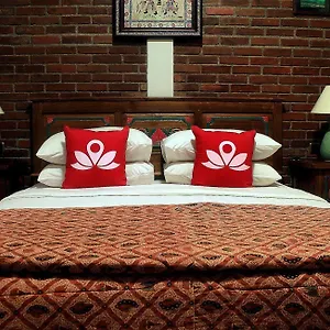 Hotel Zen Sukamekar Surya Sumantri *