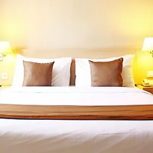 Zen Djunjunan Pasteur 3*