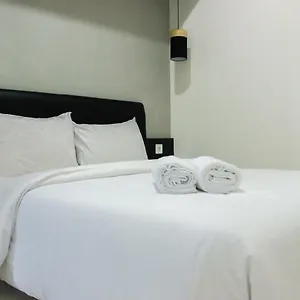 Apartment Direct Access To Pool 2br At Parahyangan By Travelio *