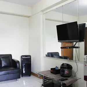 Apartment Minimalist 2br At Gateway Ahmad Yani Cicadas By Travelio