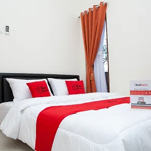 Reddoorz @ Pasir Luyu Buahbatu Guest house 2*