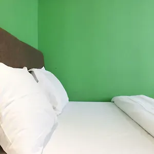 Apartment Compact The Jarrdin Cihampelas By Travelio Bandung
